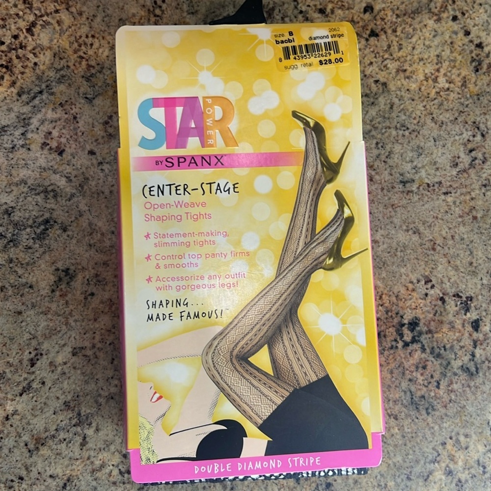 Star by Spanx Size B NWT